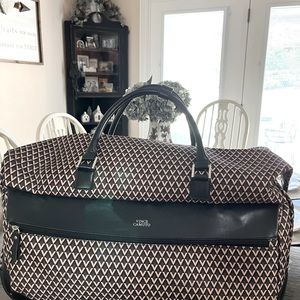 Vince Camuto Rolling Duffle Overnight Bag 24” Weekender Luggage